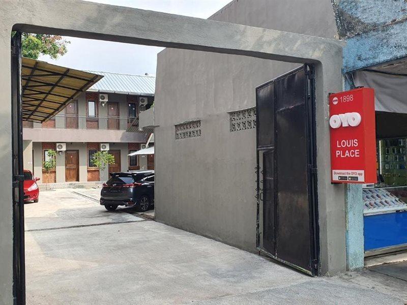 Capital O 1898 Louise Place Cianjur Luaran gambar